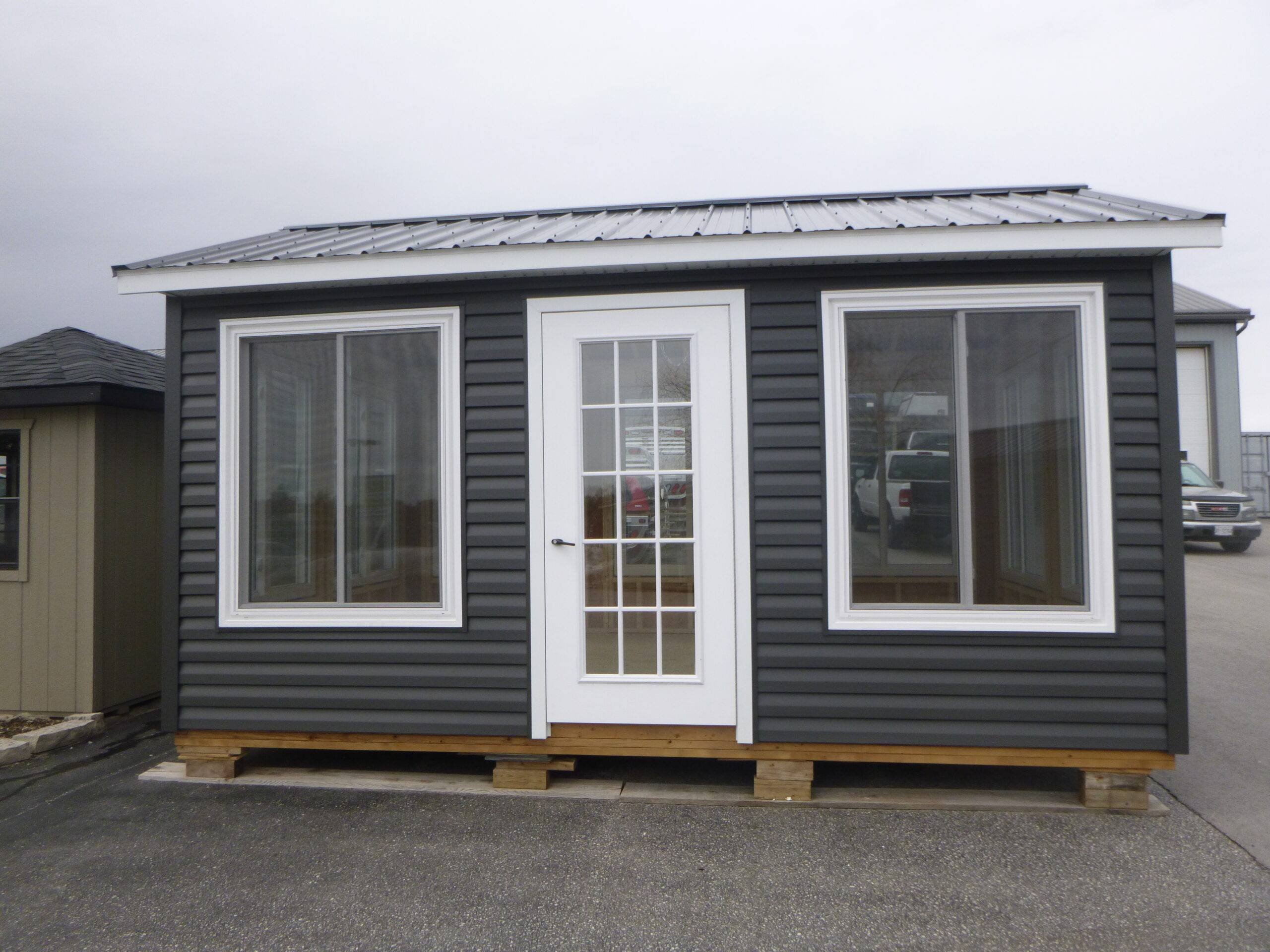 10 x 16 Garden Gable Deluxe Vinyl Sun Room - Image 4