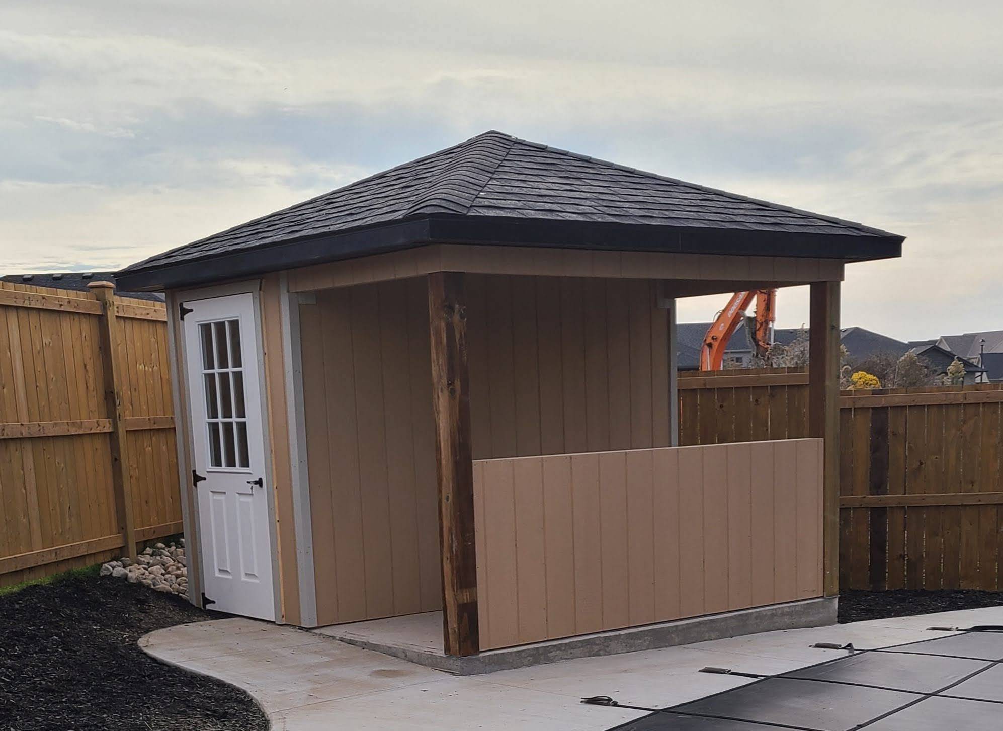 8 x 12 Poolside Cabana