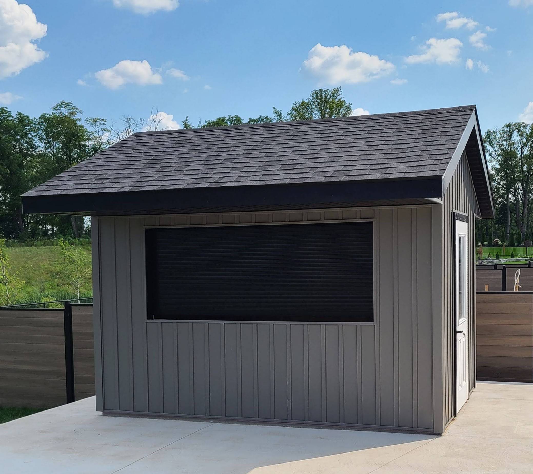 8 x 12 Poolside Cabana