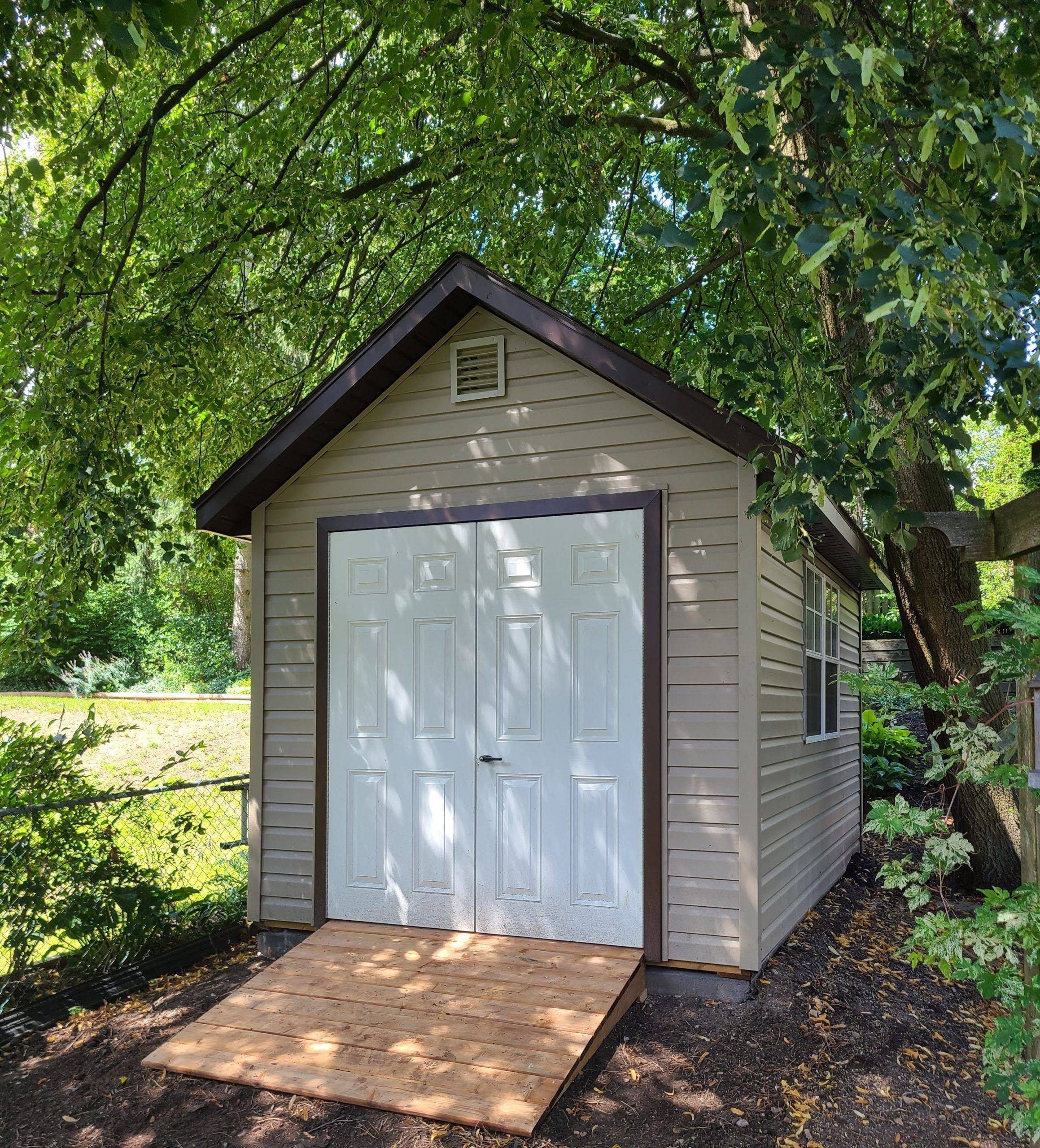 8 x 12 Chalet